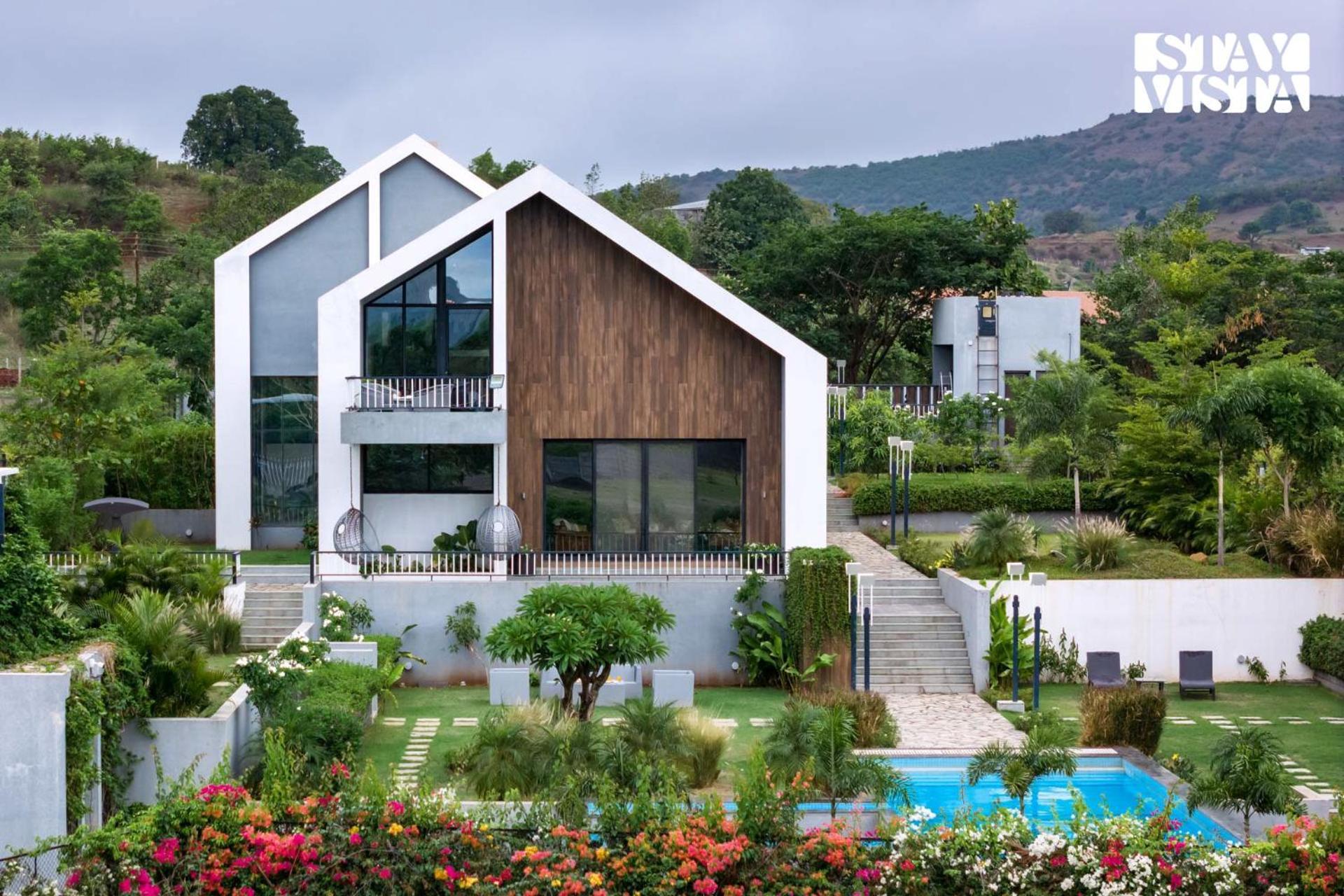 Stayvista At The Rainfield Villa With Gazebo & Lawn Нашик Екстериор снимка