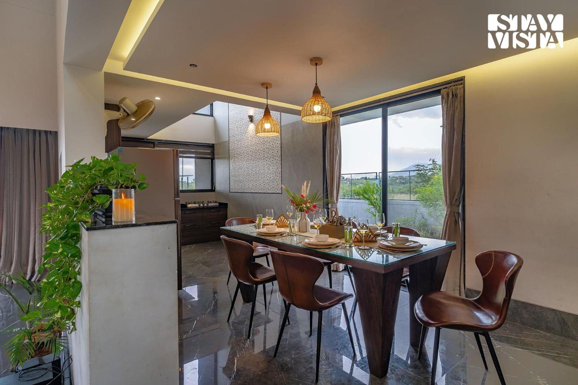Stayvista At The Rainfield Villa With Gazebo & Lawn Нашик Екстериор снимка
